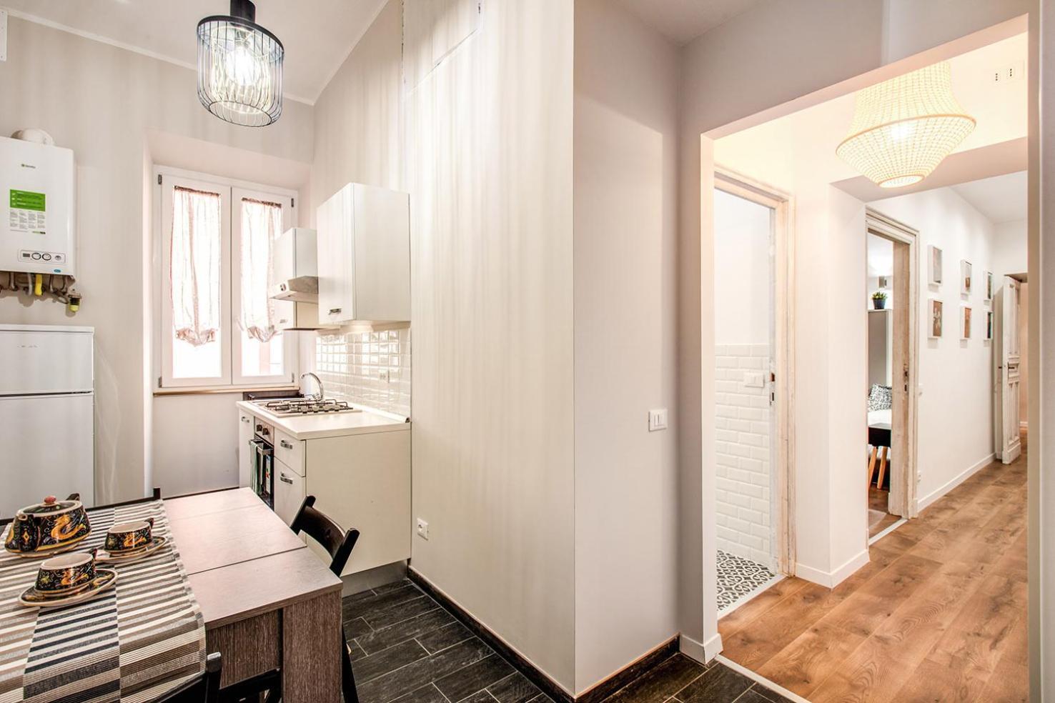Monti Quiet And Spacious Apartment Rome Exterior photo